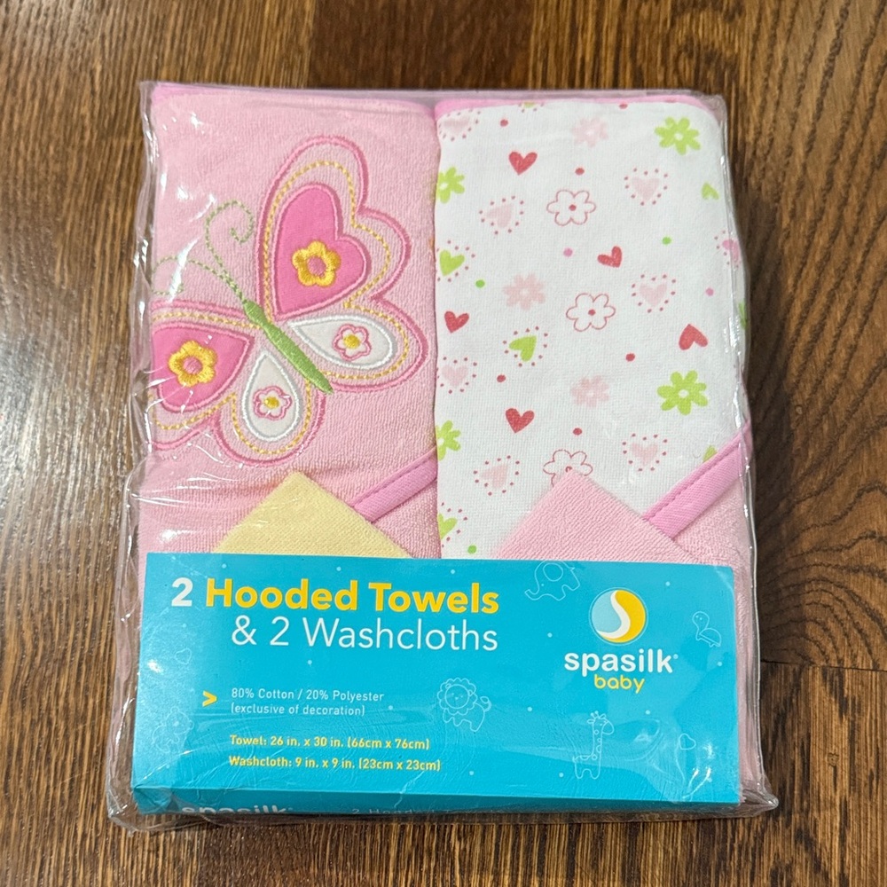 NWT Spasilk Baby Pink Hooded Towels and Washcloths Set